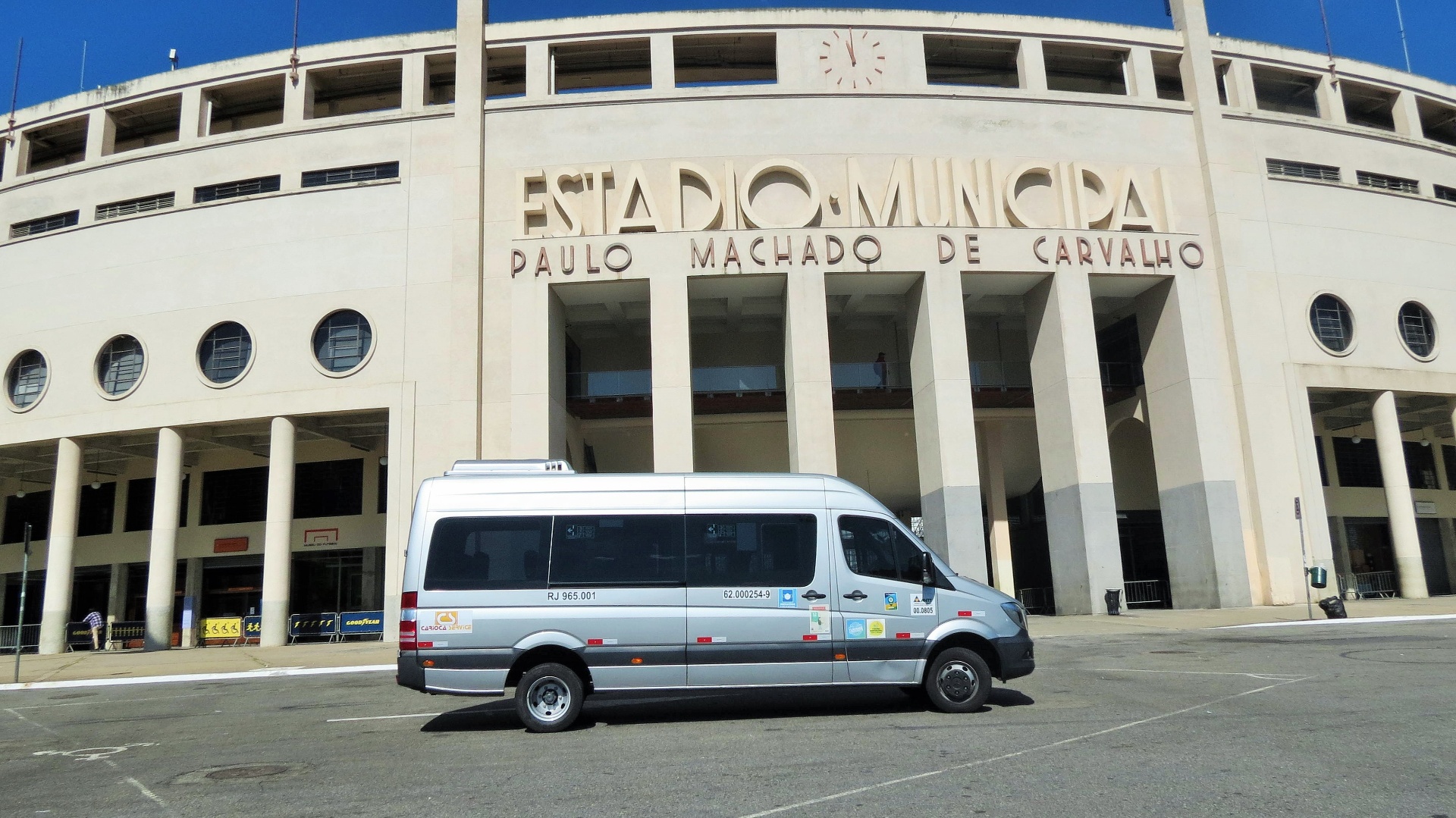 Van Carioca Service em operação no Rio de Janeiro